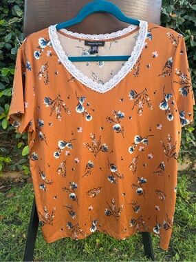 Nanette Lapore Floral Summer Top with Lace Trim Size XL